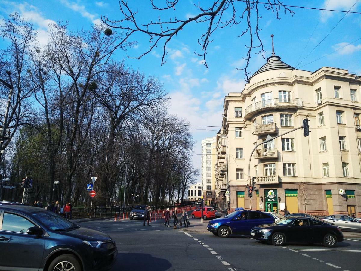 Belokorichi Hotel Киев Екстериор снимка