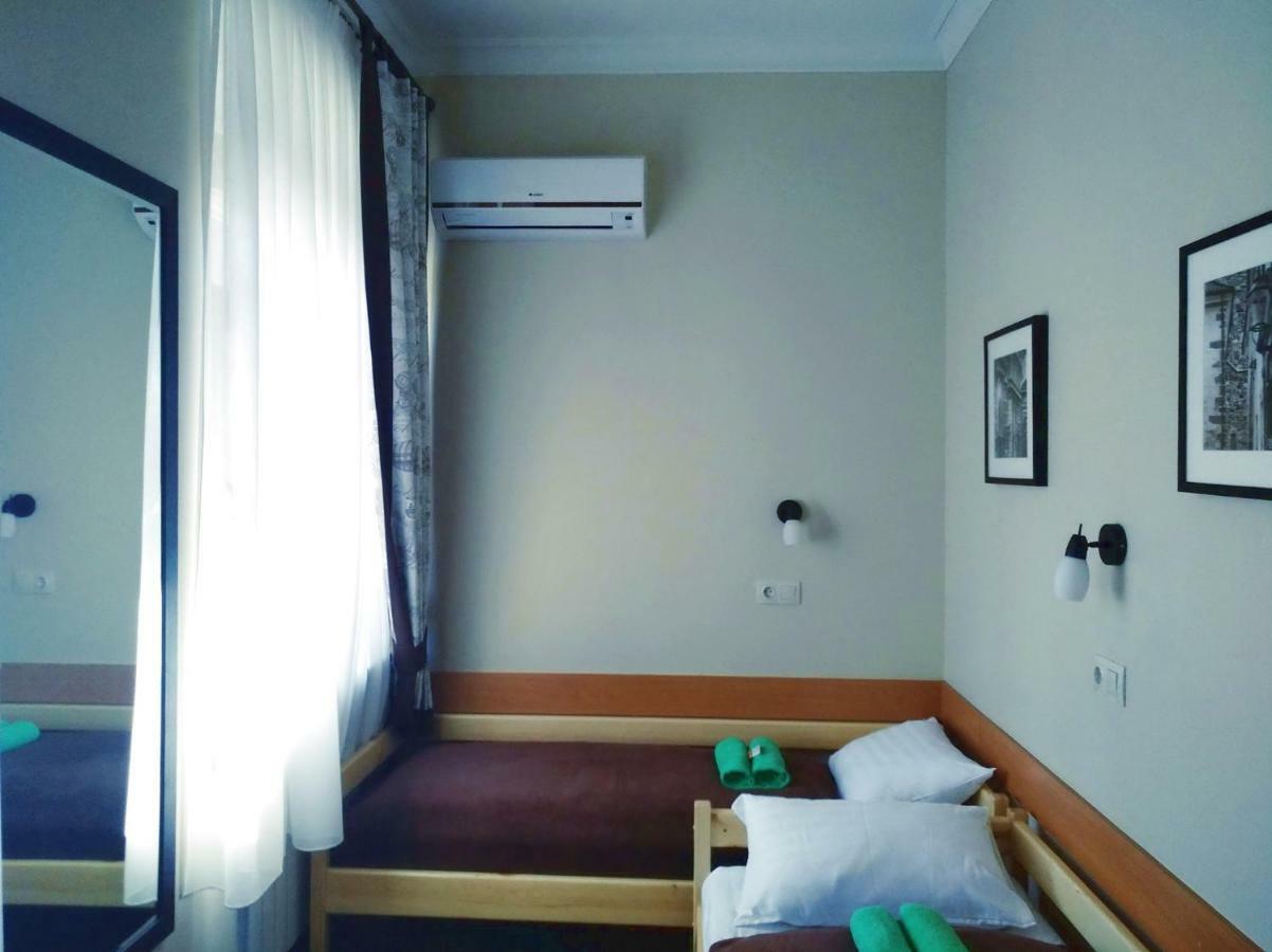 Belokorichi Hotel Киев Екстериор снимка
